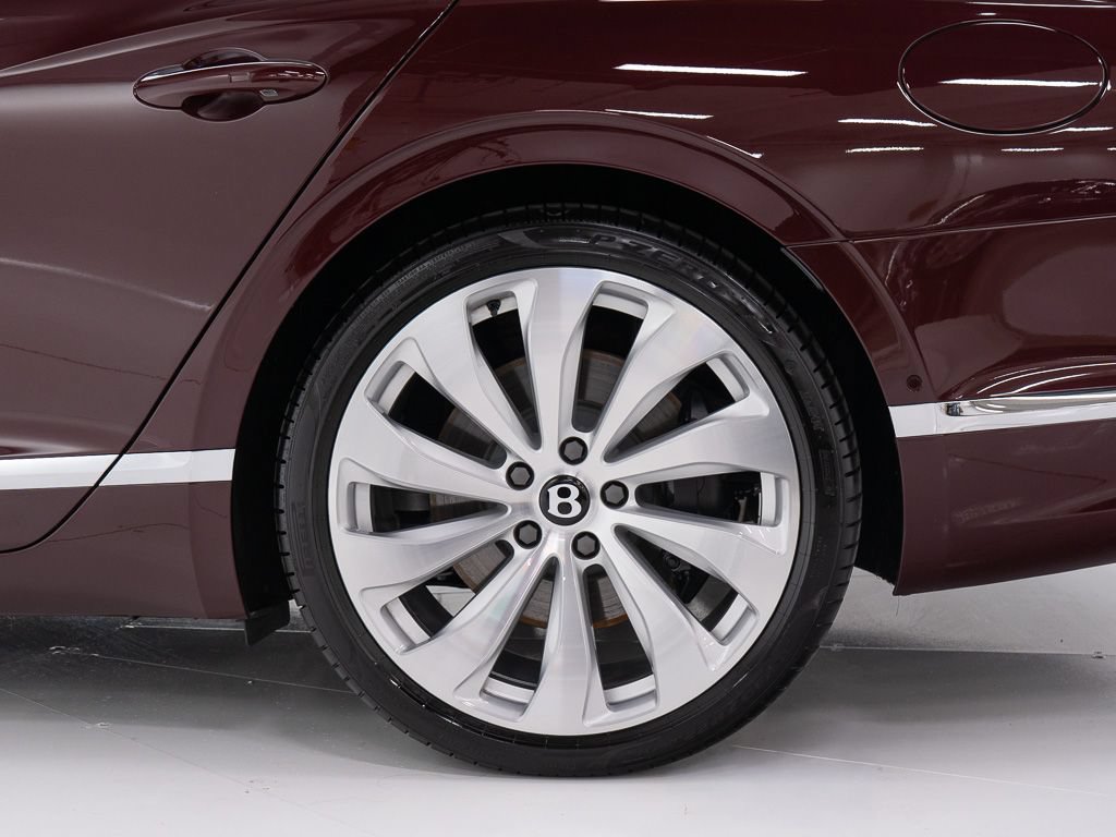 Used 2026 Bentley Flying Spur Plug-In Hybrid AWD/4WD image 46