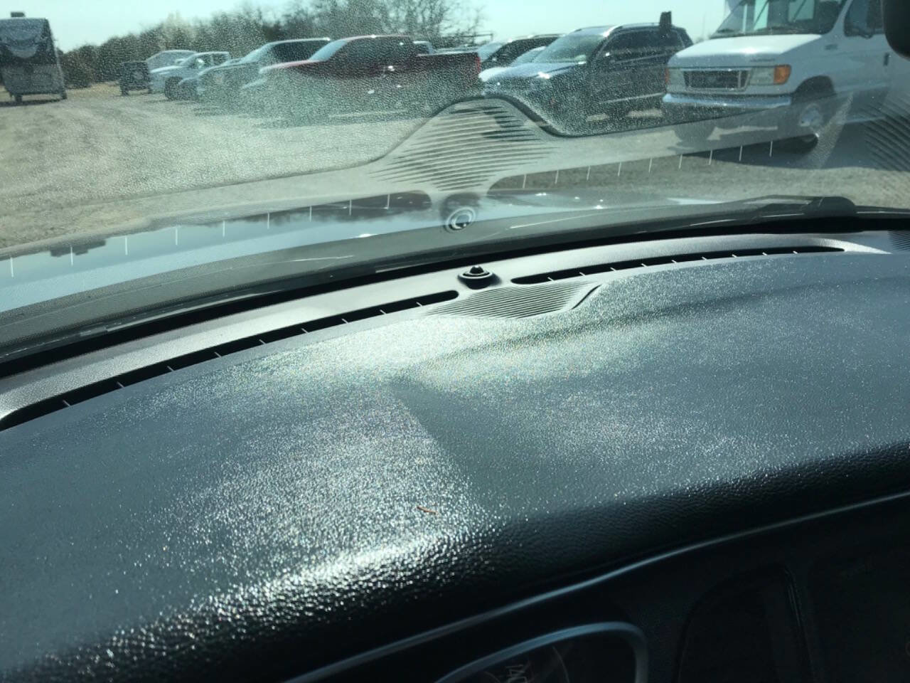 Used 2015 Dodge Challenger SXT Plus w/ Driver Convenience Group image 30