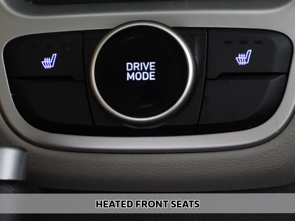 Certified 2026 Hyundai Venue SEL FWD image 5
