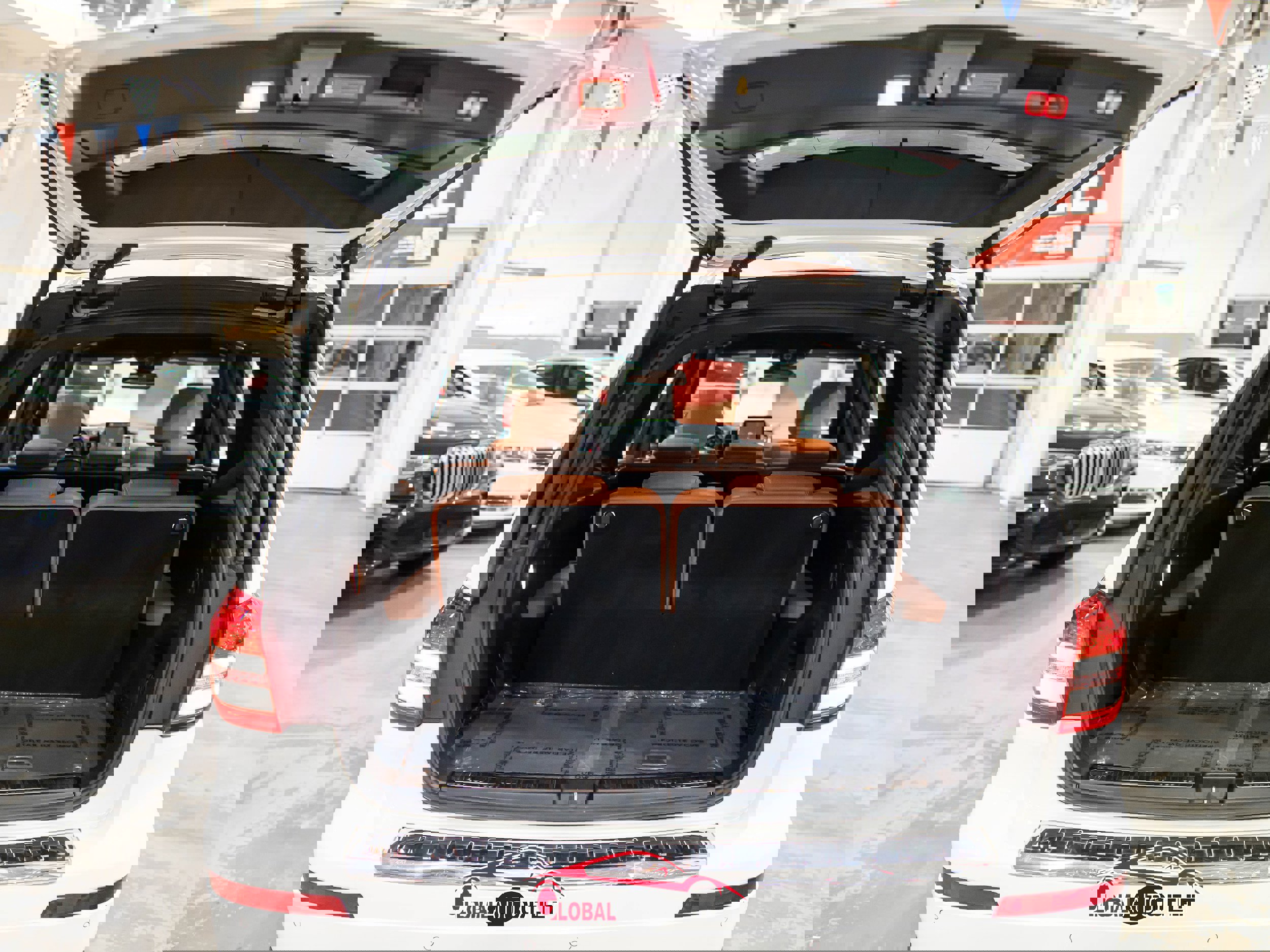 Used 2017 Mercedes-Benz GLS 450 4MATIC image 52