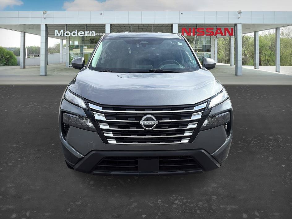 Certified 2025 Nissan Rogue SV AWD/4WD image 8