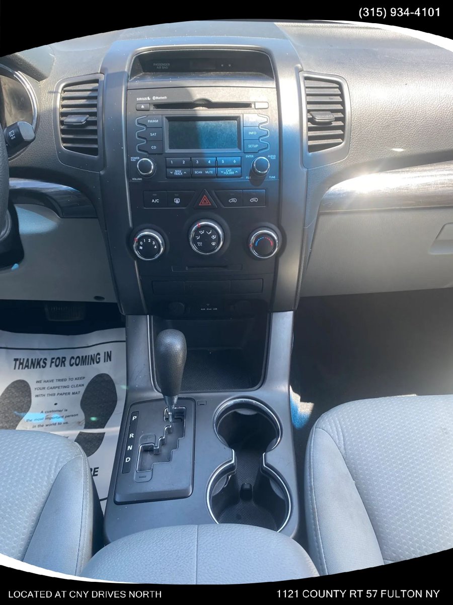 Used 2013 Kia Sorento LX AWD/4WD image 13
