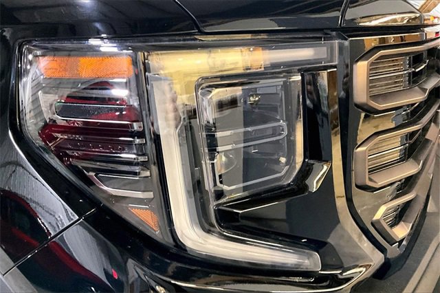 Used 2023 GMC Sierra 1500 AT4X w/ AT4X AEV Edition image 4