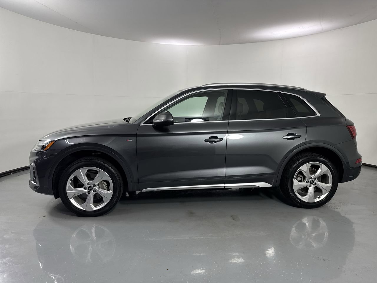Used 2022 Audi Q5 2.0T Premium Plus w/ Premium Plus Package AWD/4WD video 2