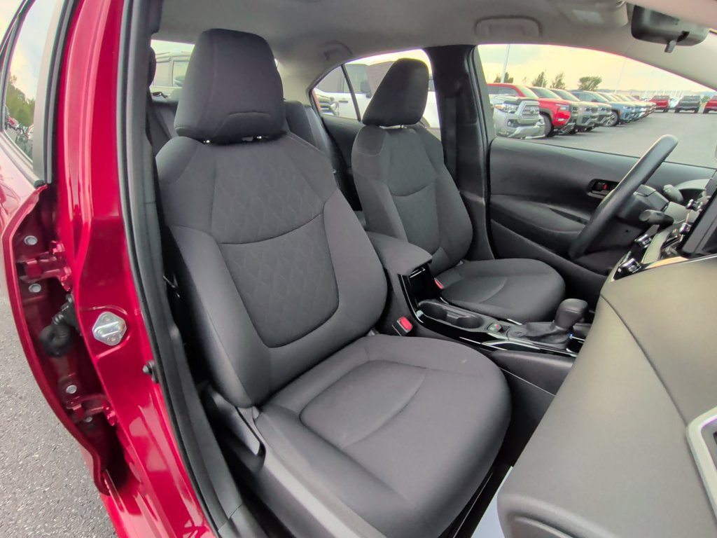 Used 2022 Toyota Corolla LE FWD image 23