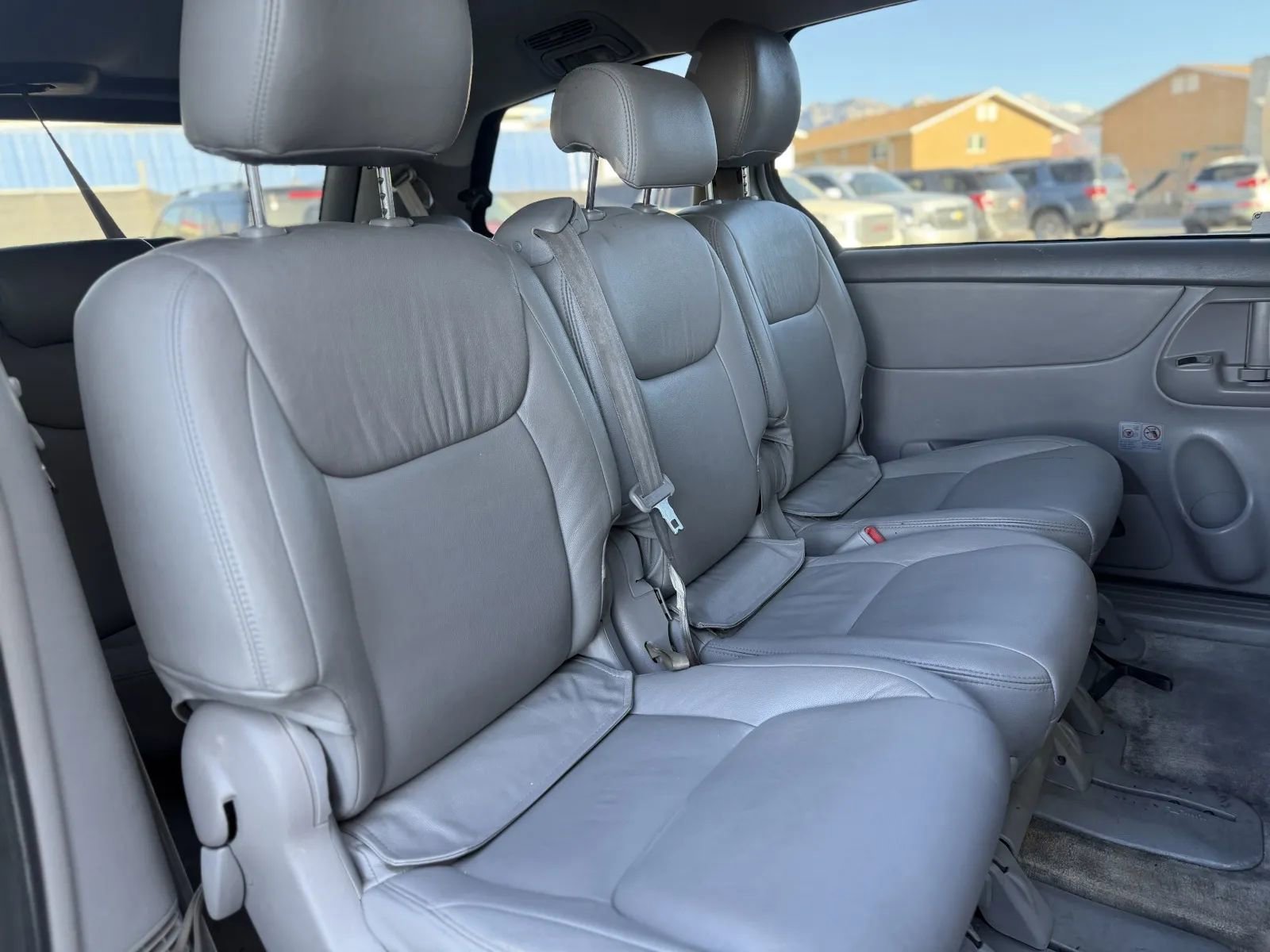 Used 2009 Toyota Sienna CE FWD image 19