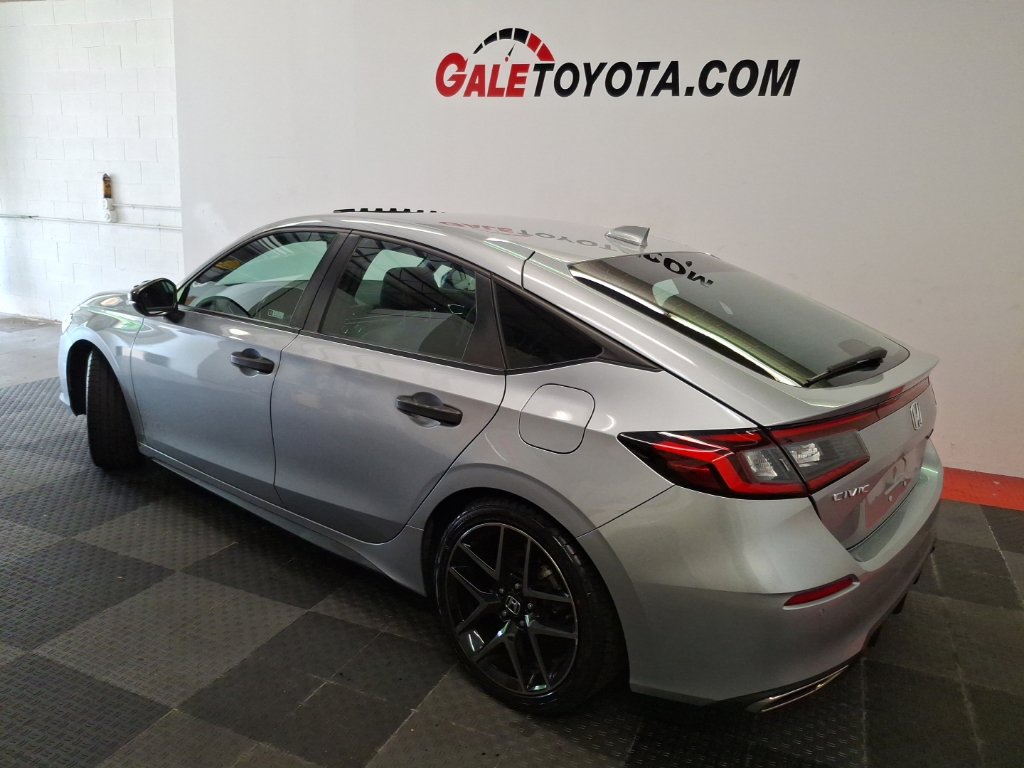 Used 2022 Honda Civic Sport Touring image 10