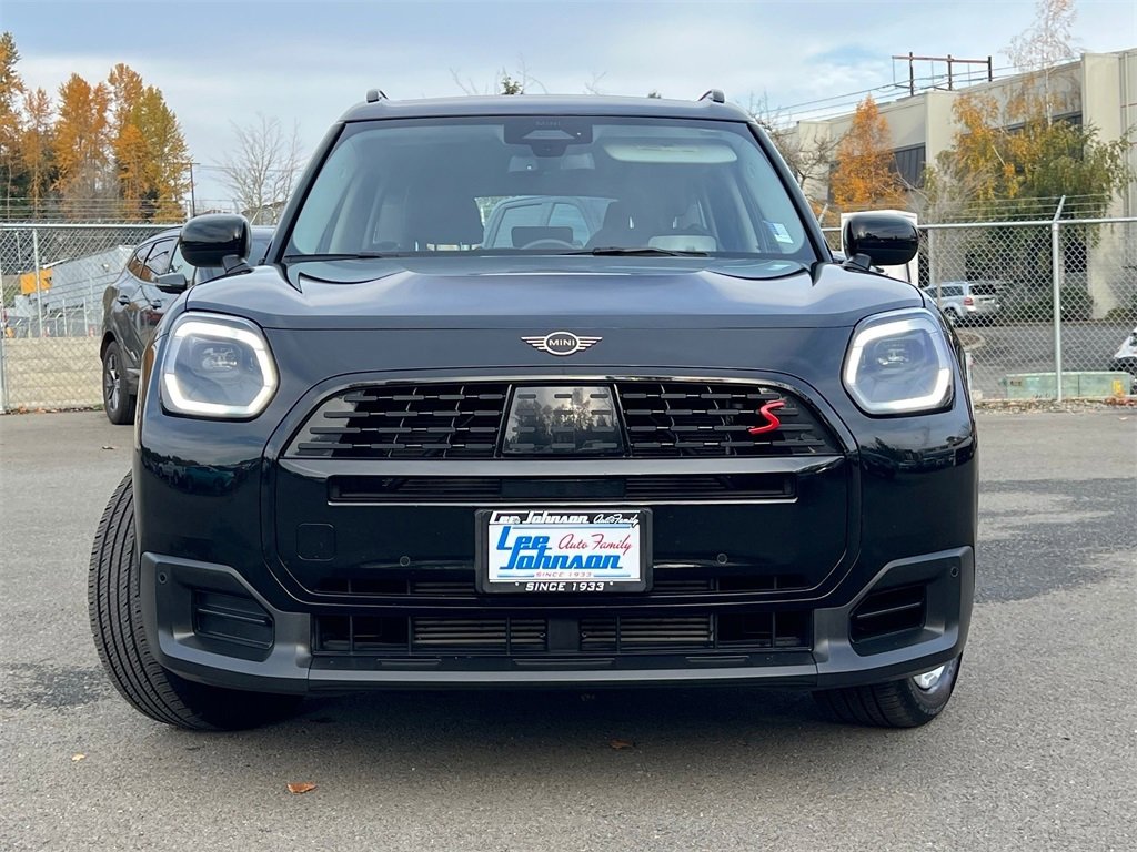 Used 2025 MINI Cooper Countryman S image 2