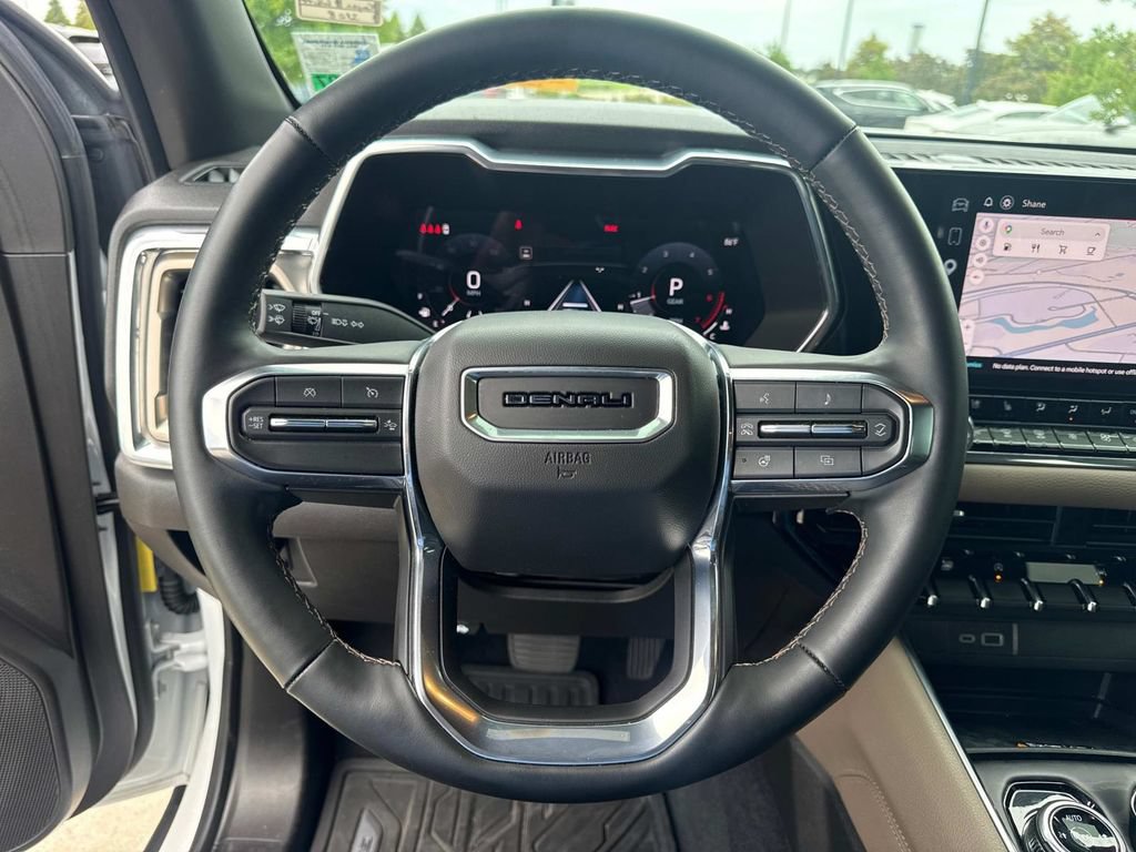 Used 2025 GMC Canyon Denali AWD/4WD image 25