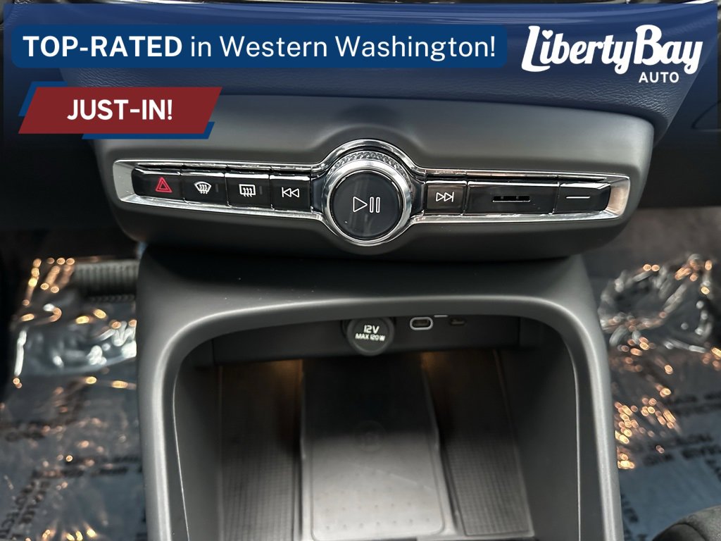 Used 2023 Volvo C40 P8 Recharge Ultimate w/ Protection Package Premier image 25