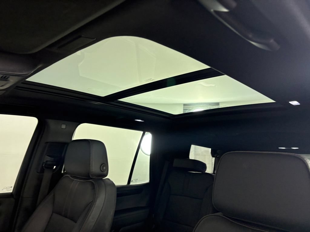 Used 2025 Chevrolet Tahoe RST w/ Comfort Package AWD/4WD image 25