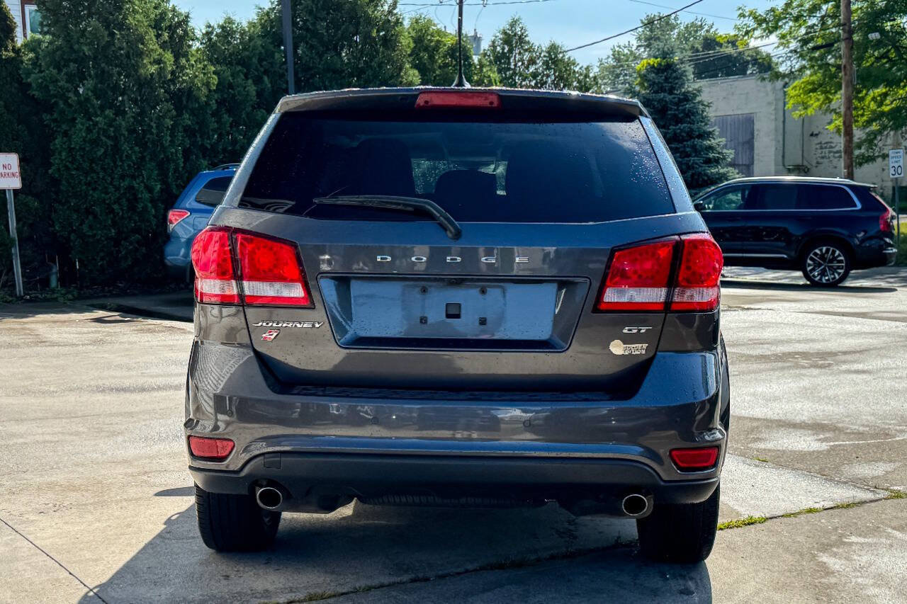 Used 2018 Dodge Journey GT w/ Driver Convenience Group AWD/4WD image 4