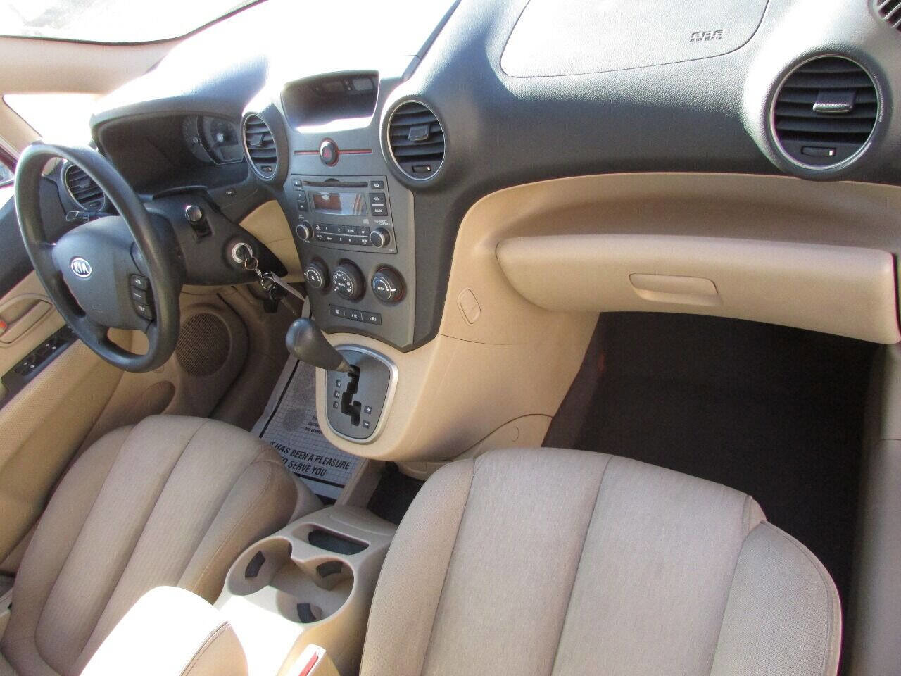 Used 2007 Kia Rondo LX w/ Convenience Pkg FWD image 30