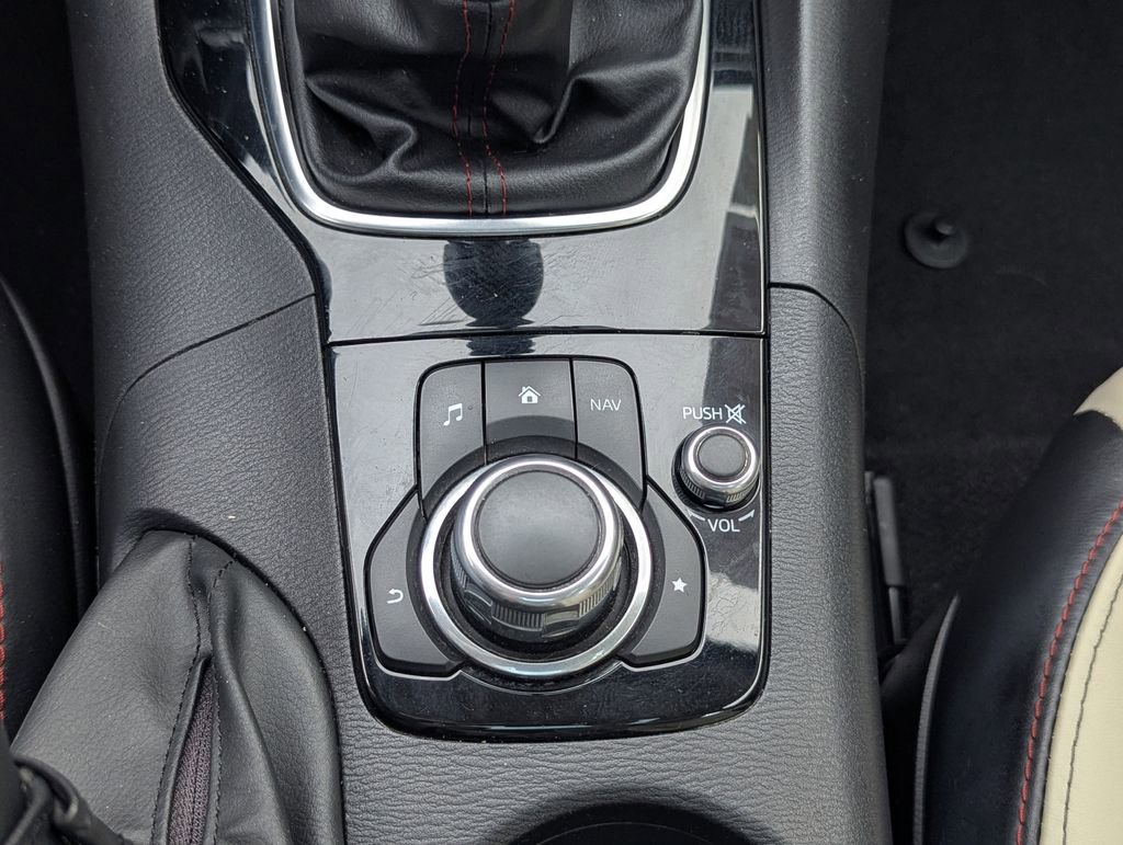 Used 2015 MAZDA MAZDA3 s Grand Touring FWD image 11