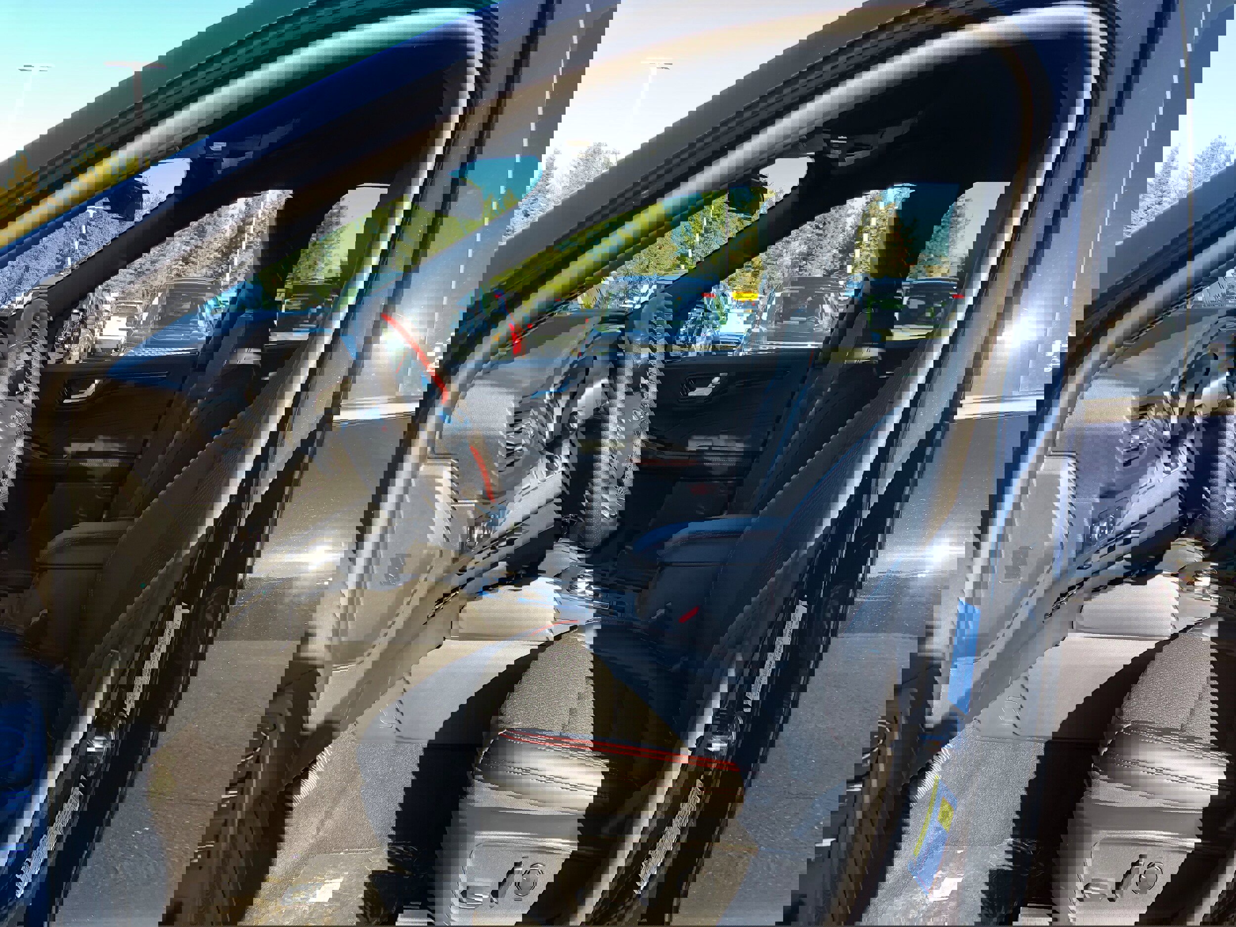 New 2026 Ford Escape ST-Line Select w/ Equipment Group 401A image 27