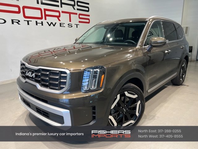 Used 2024 Kia Telluride S w/ S Sunroof Package