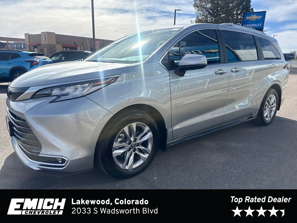 Used 2025 Toyota Sienna Limited