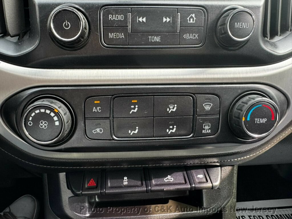 Used 2015 GMC Canyon SLE AWD/4WD image 22