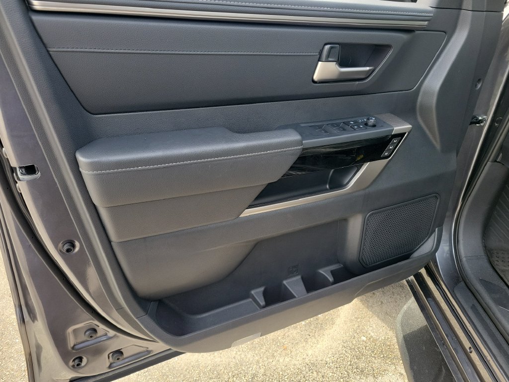 New 2026 Toyota Tundra Limited AWD/4WD image 19