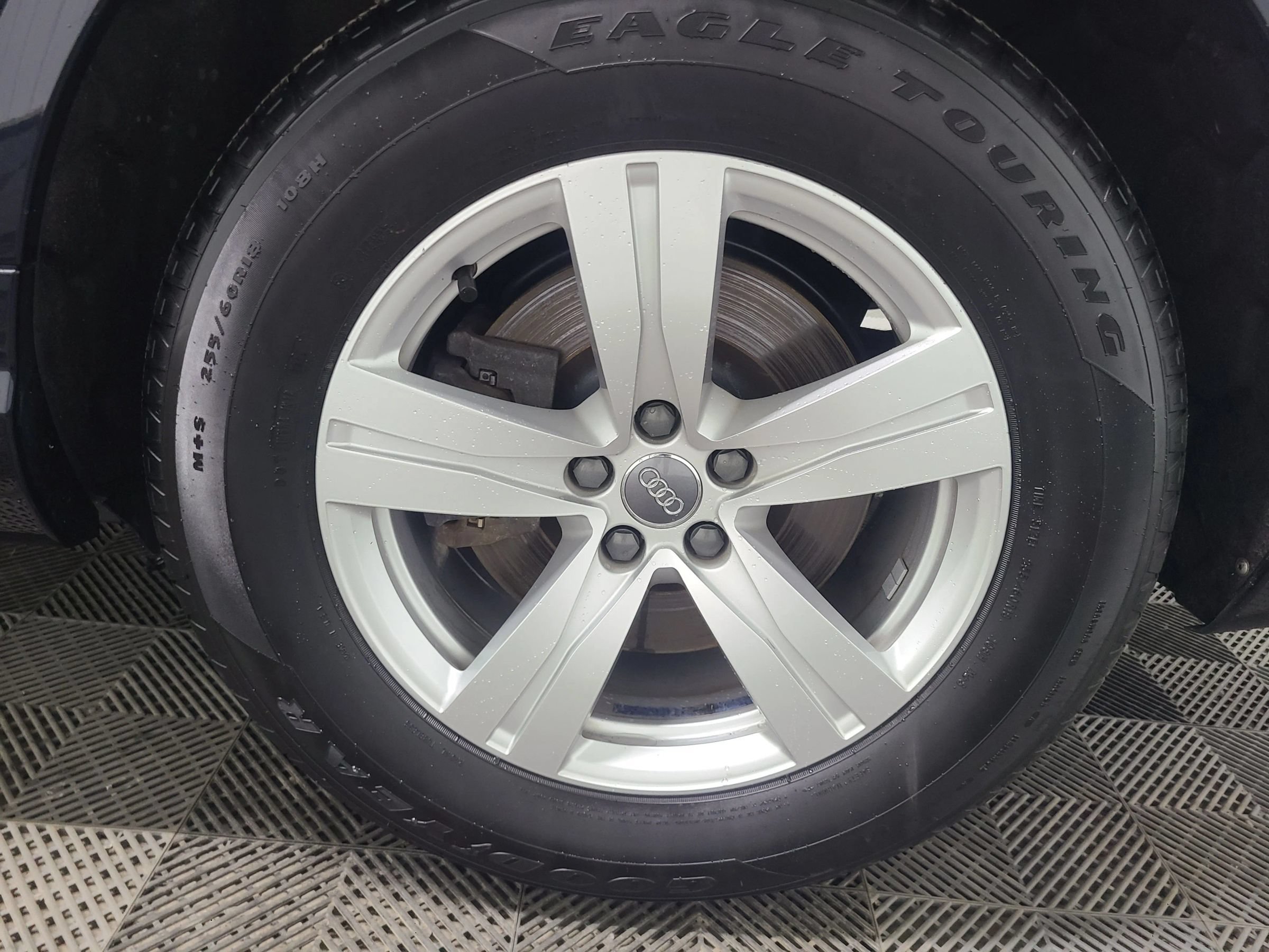 Used 2018 Audi Q7 2.0T Premium Plus AWD/4WD image 17