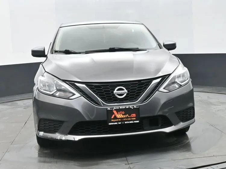 Used 2019 Nissan Sentra SV image 3