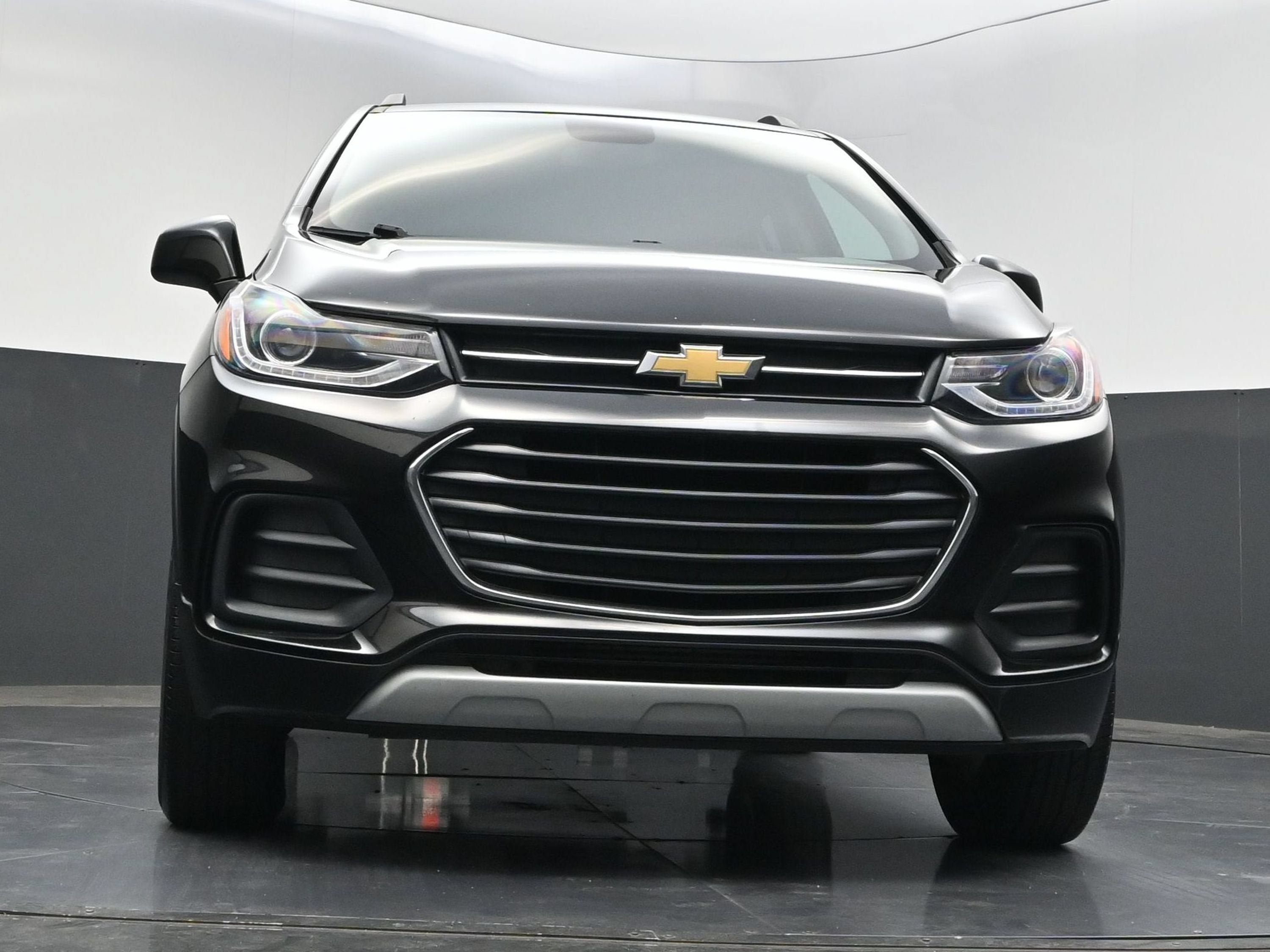 Used 2021 Chevrolet Trax LT w/ Driver Confidence Package AWD/4WD image 33