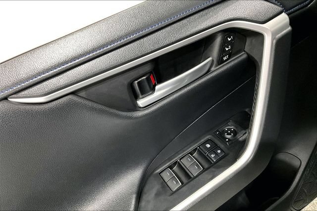 Used 2023 Toyota RAV4 XSE AWD/4WD image 46