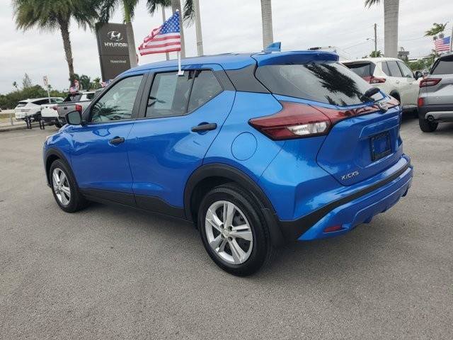 Used 2023 Nissan Kicks S image 7