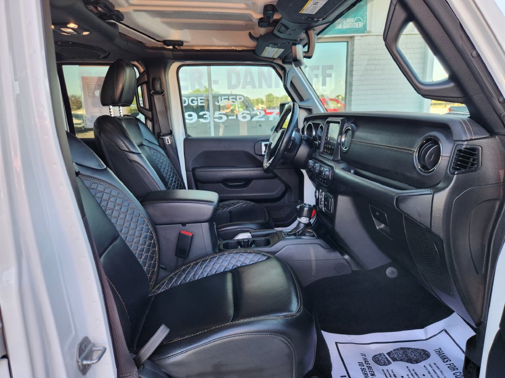 Used 2021 Jeep Wrangler Unlimited Sahara AWD/4WD image 10