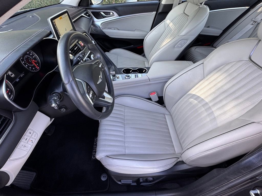 Used 2021 Genesis G70 2.0T w/ Elite Package image 11