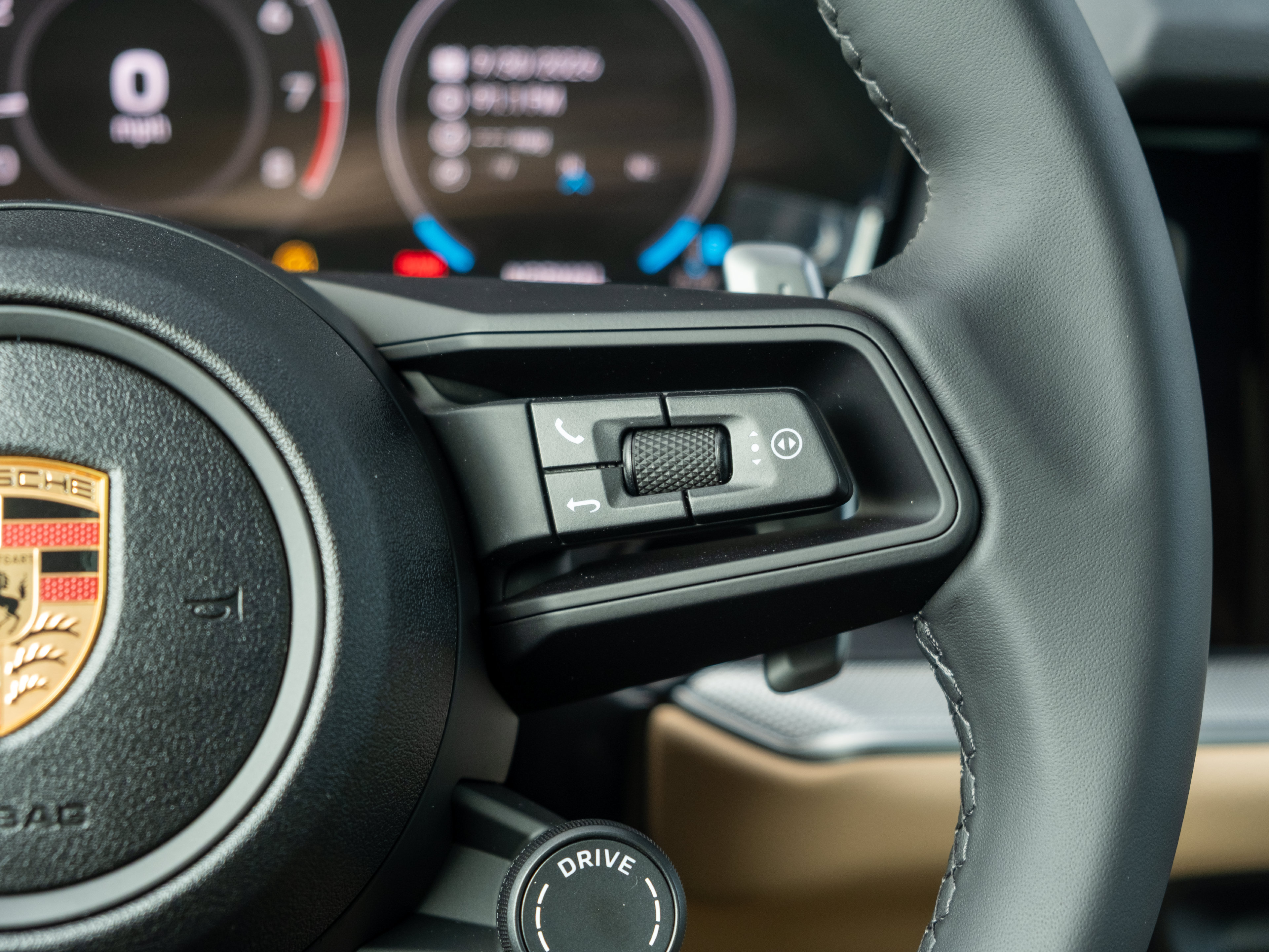 New 2026 Porsche Cayenne AWD/4WD image 24