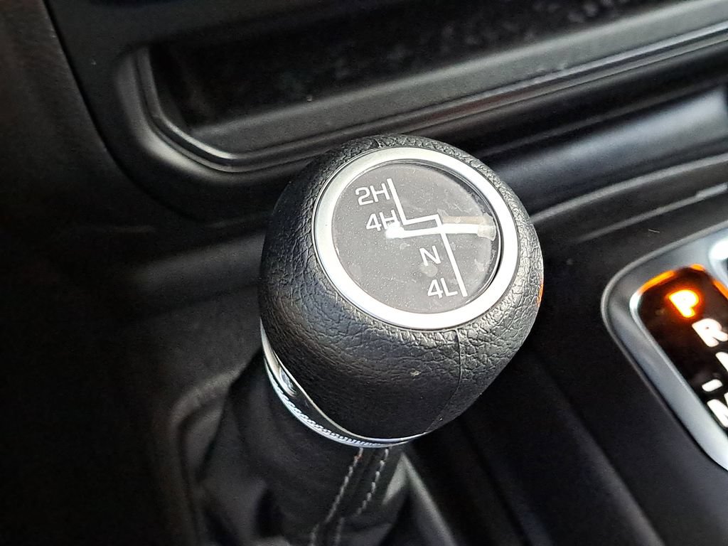 New 2026 Jeep Gladiator Sport AWD/4WD image 9