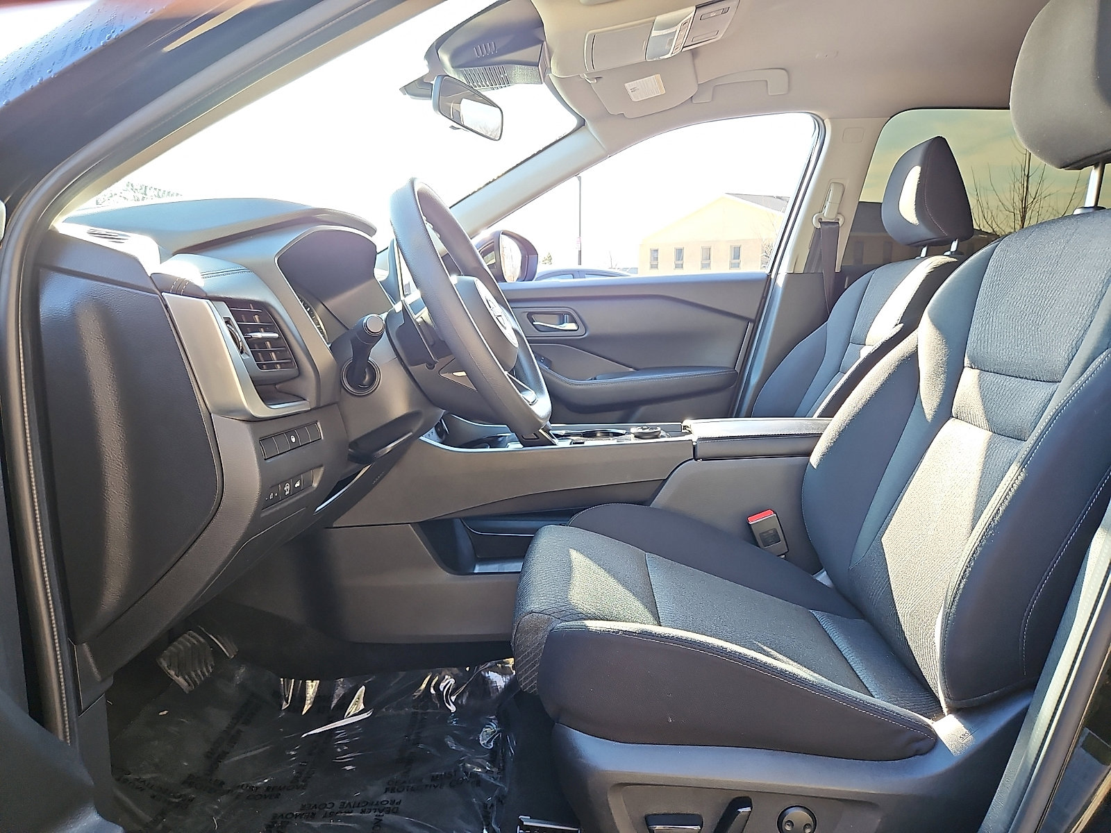 Certified 2024 Nissan Rogue SV AWD/4WD image 13