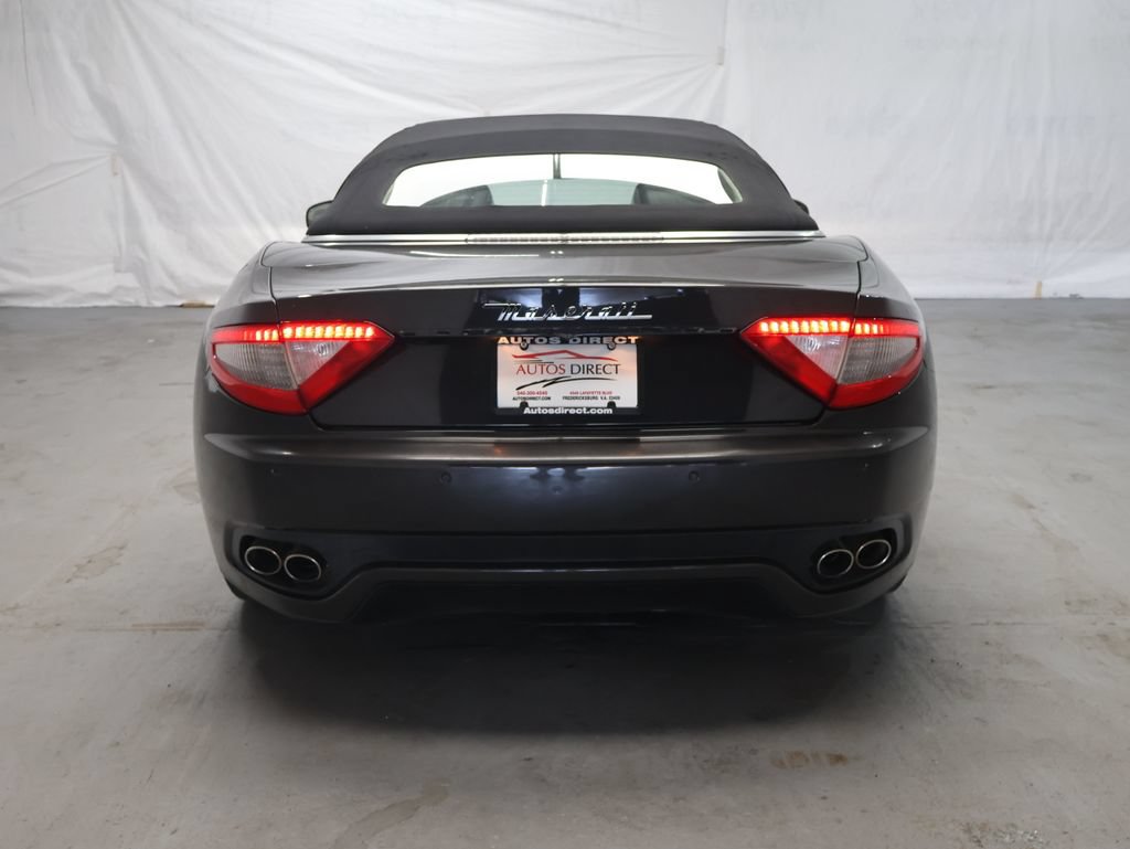 Used 2015 Maserati GranTurismo Convertible RWD image 6