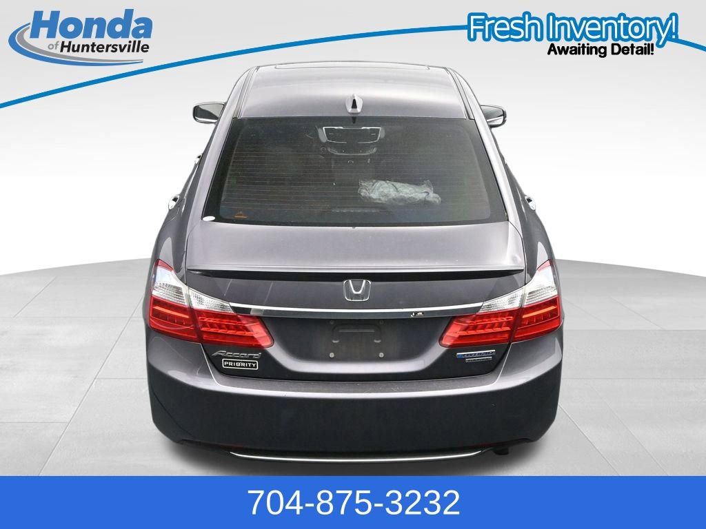 Used 2015 Honda Accord Touring image 19