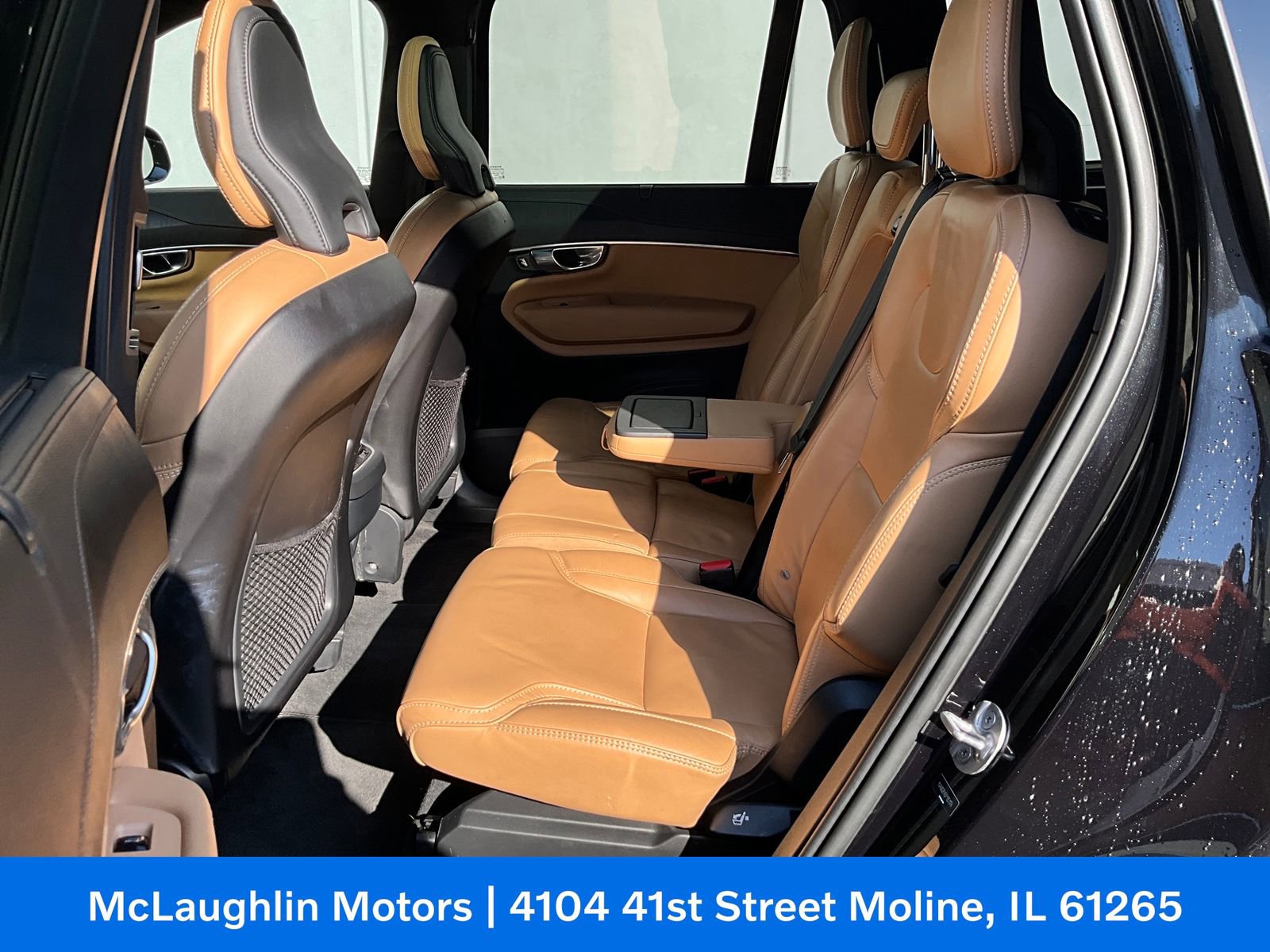 Certified 2023 Volvo XC90 B6 Ultimate w/ Protection Package Premier image 10