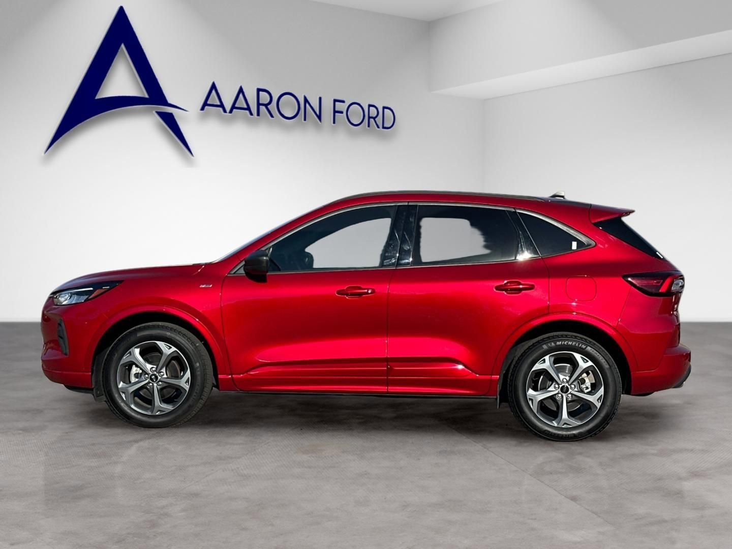 Used 2024 Ford Escape ST-Line w/ Tech Pack #1 image 3