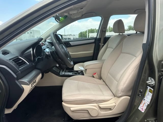 Used 2019 Subaru Outback 2.5i AWD/4WD image 19