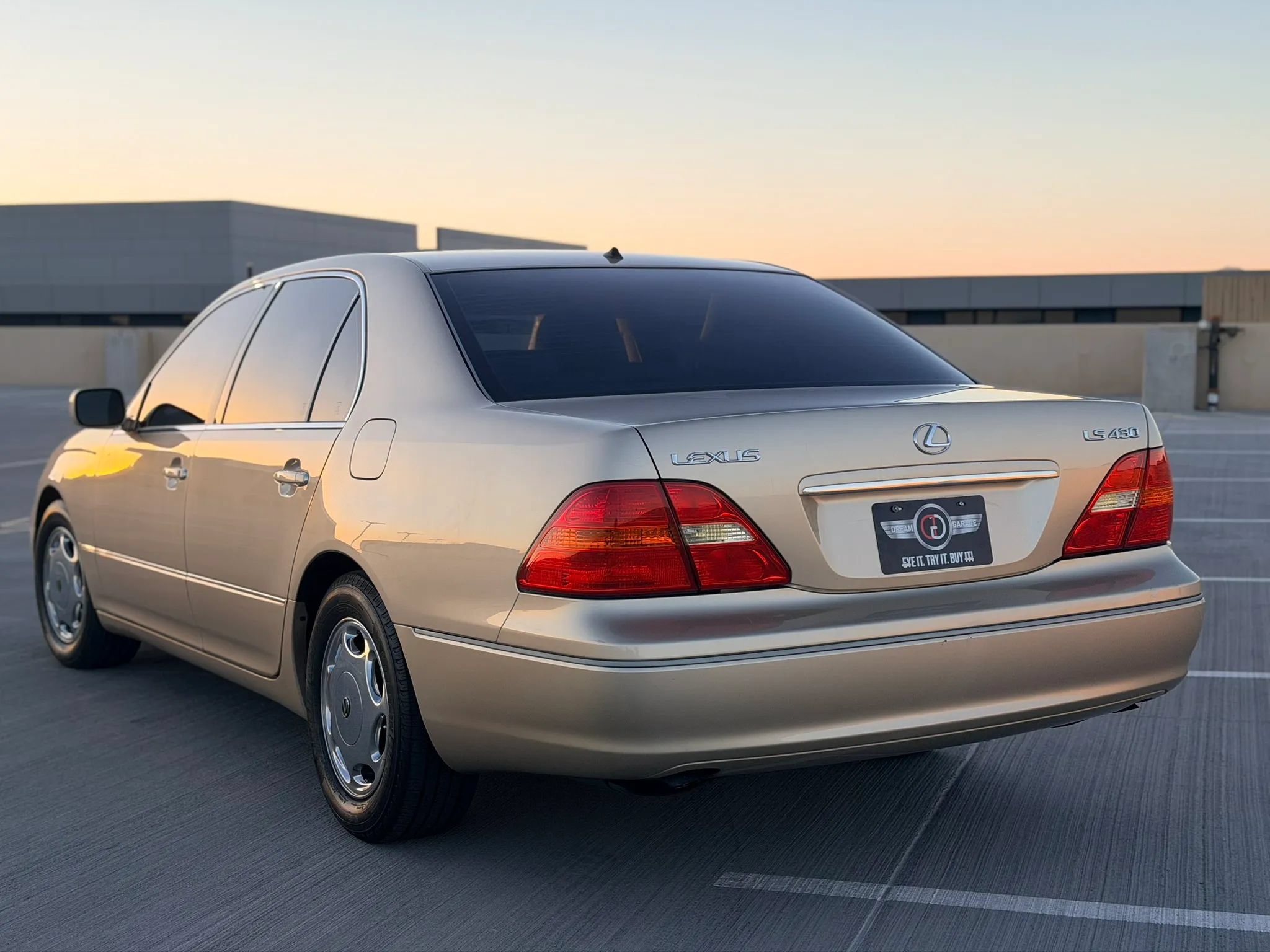 Used 2001 Lexus LS 430 RWD image 3