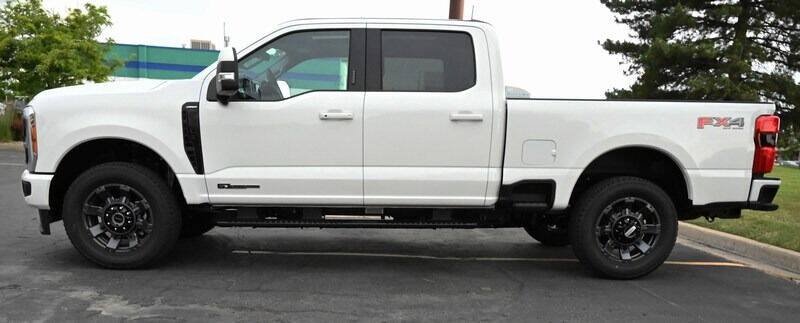 Used 2023 Ford F350 Lariat w/ Lariat Ultimate Package AWD/4WD image 6