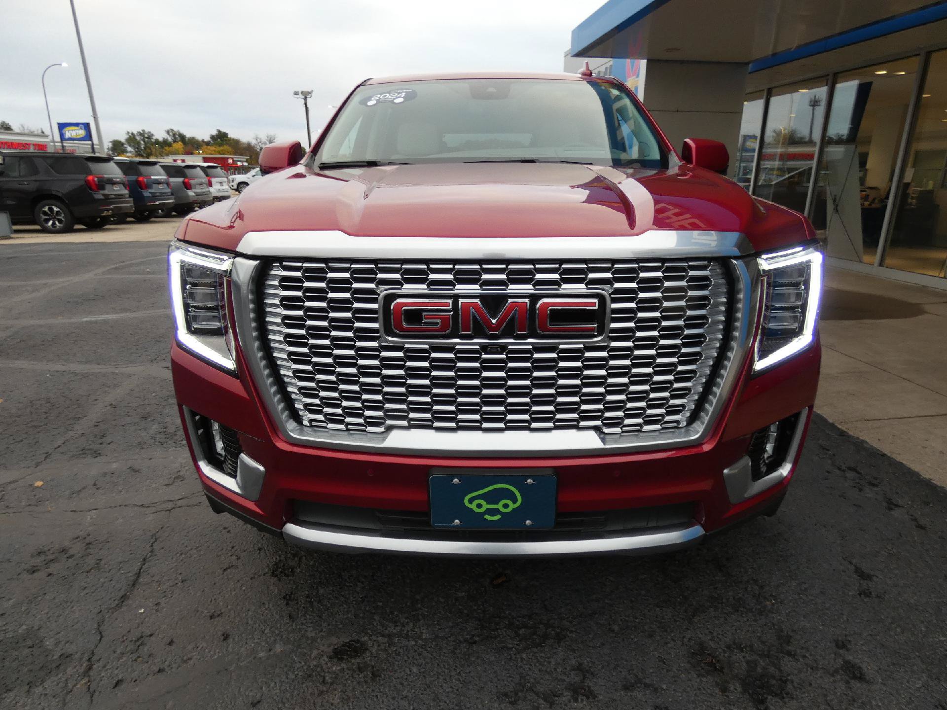 Certified 2024 GMC Yukon Denali w/ Max Trailering Package AWD/4WD image 5
