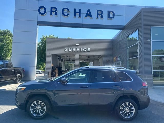 Used 2020 Jeep Cherokee Latitude Plus w/ Cold Weather Group AWD/4WD image 2