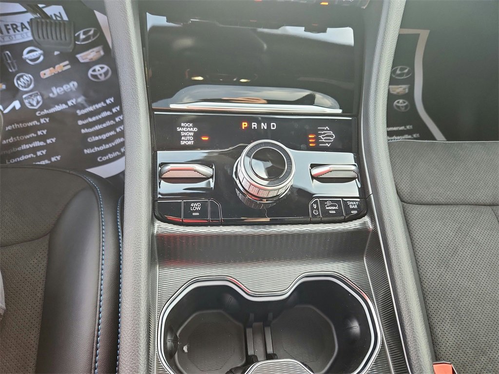 New 2024 Jeep Grand Cherokee Trailhawk image 15