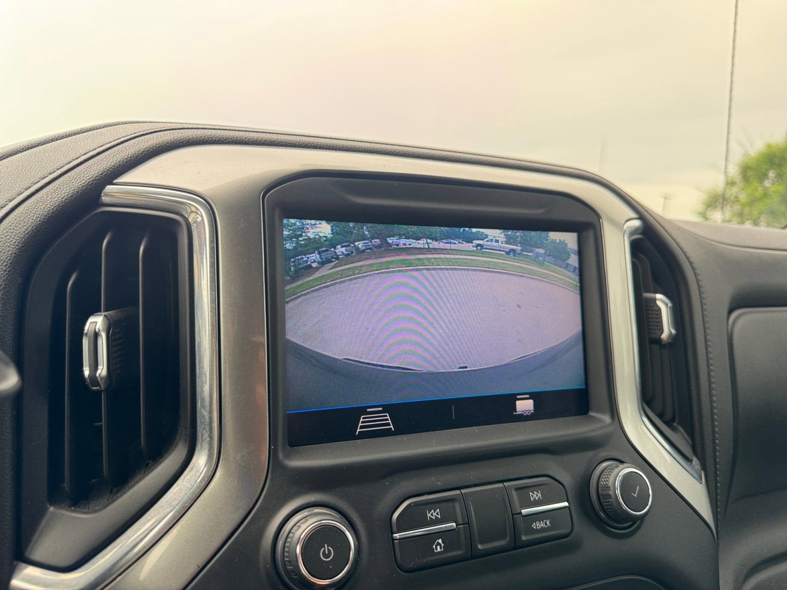 Used 2020 Chevrolet Silverado 1500 LT w/ All-Star Edition AWD/4WD image 29