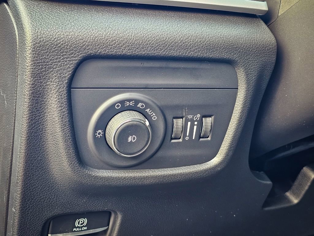 New 2026 Jeep Grand Cherokee Limited image 14