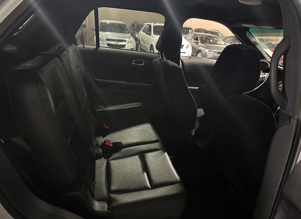 Used 2015 Ford Explorer 4WD Police Interceptor image 9