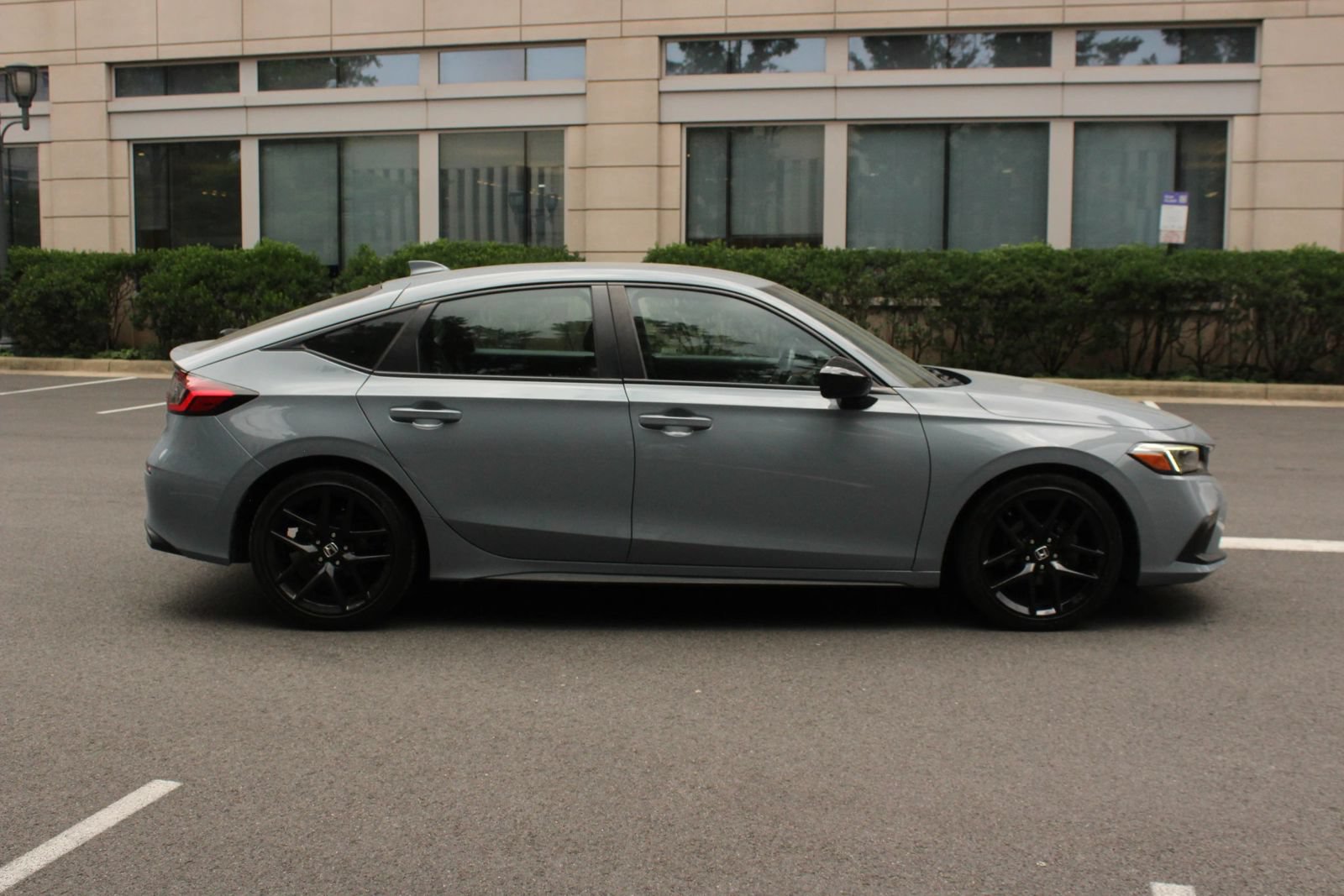 Used 2022 Honda Civic Sport image 6