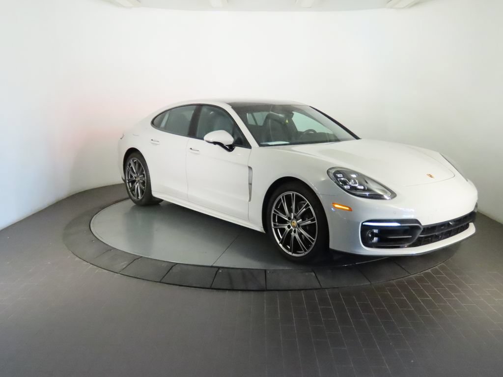 Certified 2023 Porsche Panamera RWD image 9