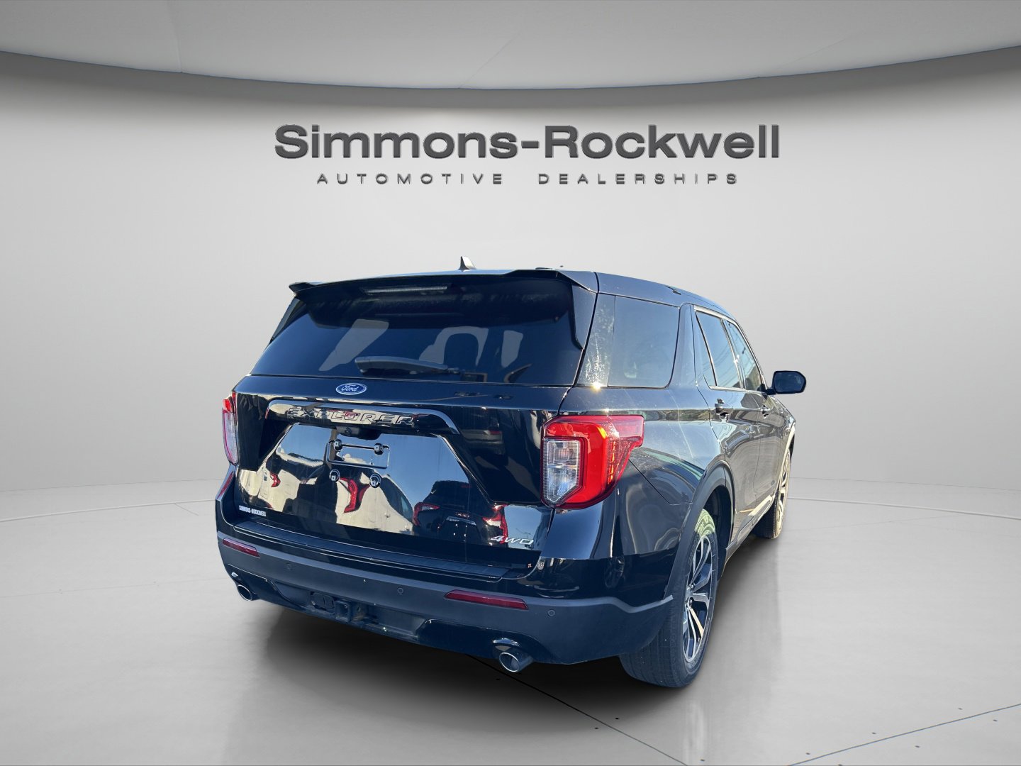 Used 2022 Ford Explorer ST-Line w/ Class IV Trailer Tow Package image 13