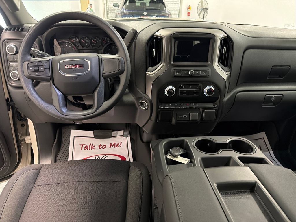 New 2026 GMC Sierra 1500 Pro w/ Graphite Edition AWD/4WD image 13